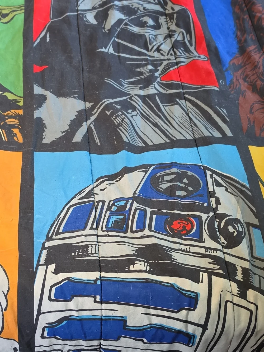 Star Wars Panel Graphic Bedding Featuring Darth Vader & R2-D2 - Multicolor